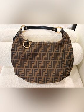 Fendi Brown Zucca Canvas Shoulder hobo Bag - Brown